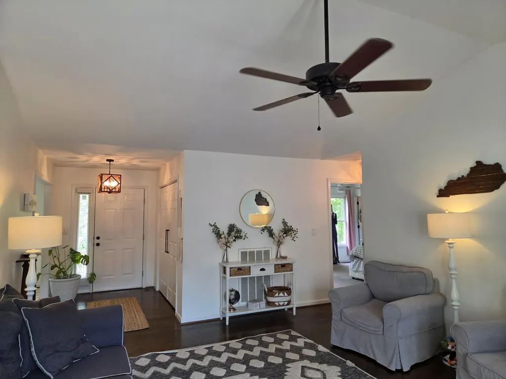 888 Cypress Point Way Lexington KY 40509