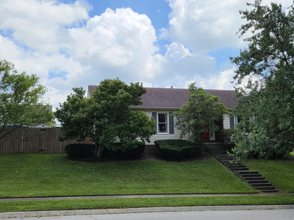 888 Cypress Point Way Lexington KY 40509