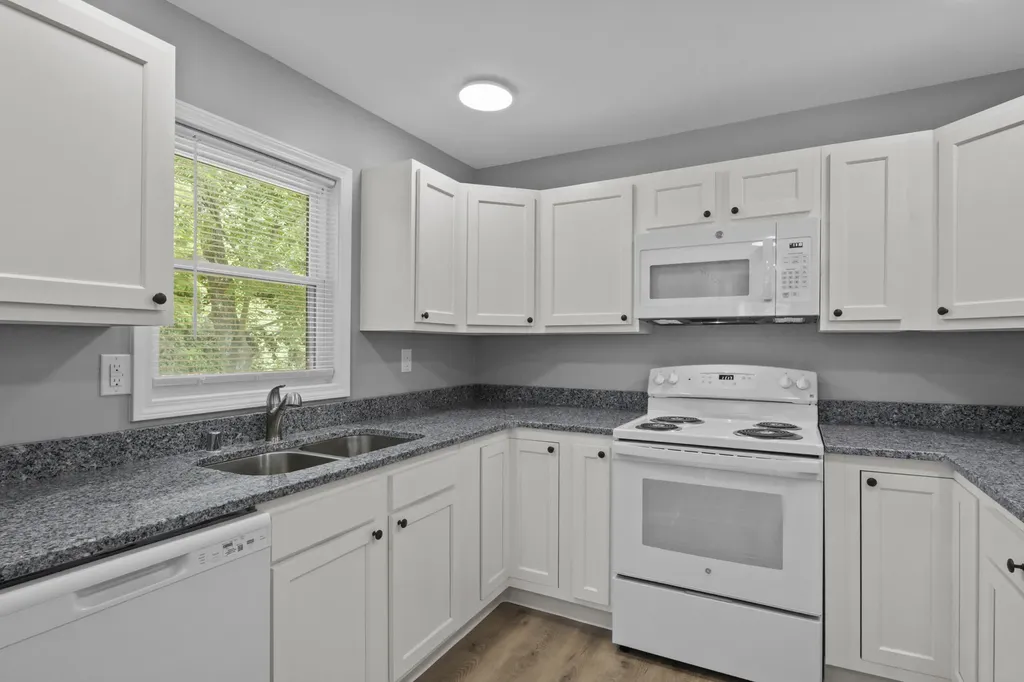 2251 Old Millersburg Road Paris KY 40361