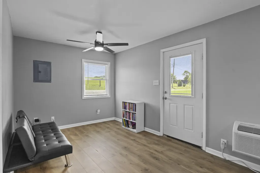 2251 Old Millersburg Road Paris KY 40361