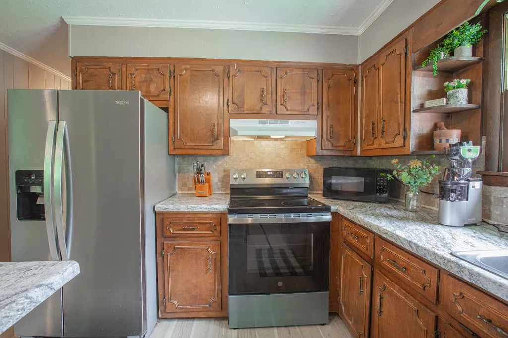 90 Trevor Lane Burkesville KY 42717