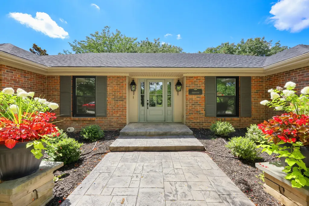 883 Edgewater Drive Lexington KY 40502
