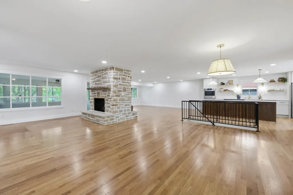 883 Edgewater Drive Lexington KY 40502