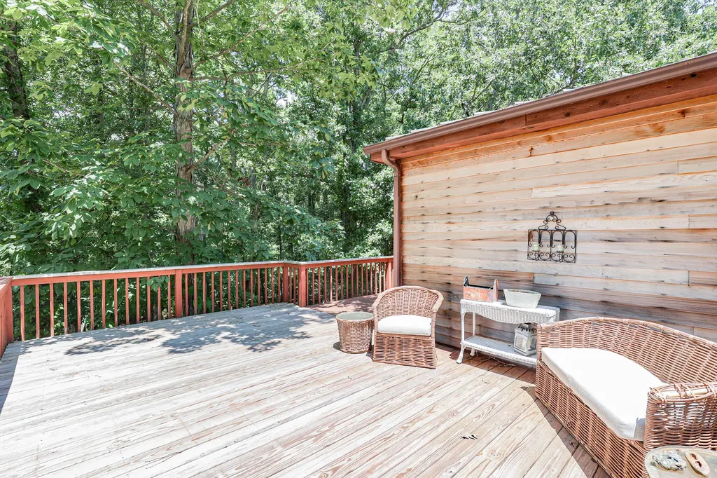 3517 Barge Island Road Benton KY 42025