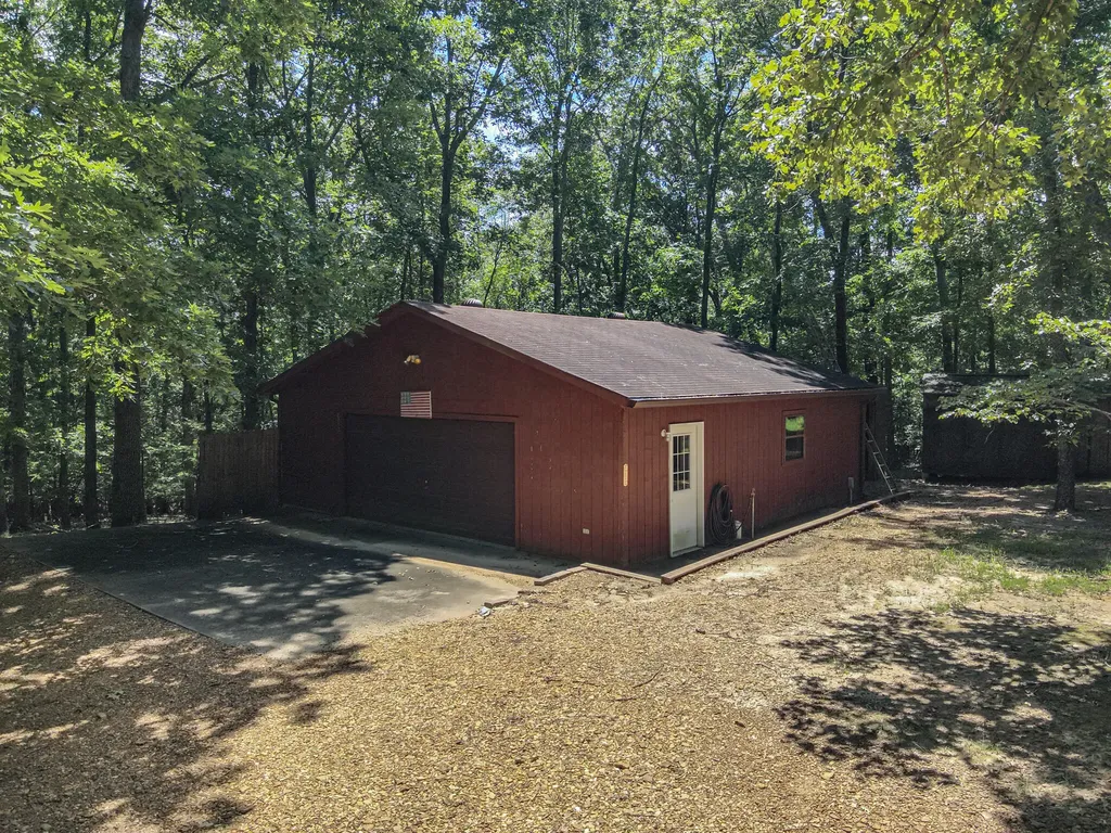 3517 Barge Island Road Benton KY 42025