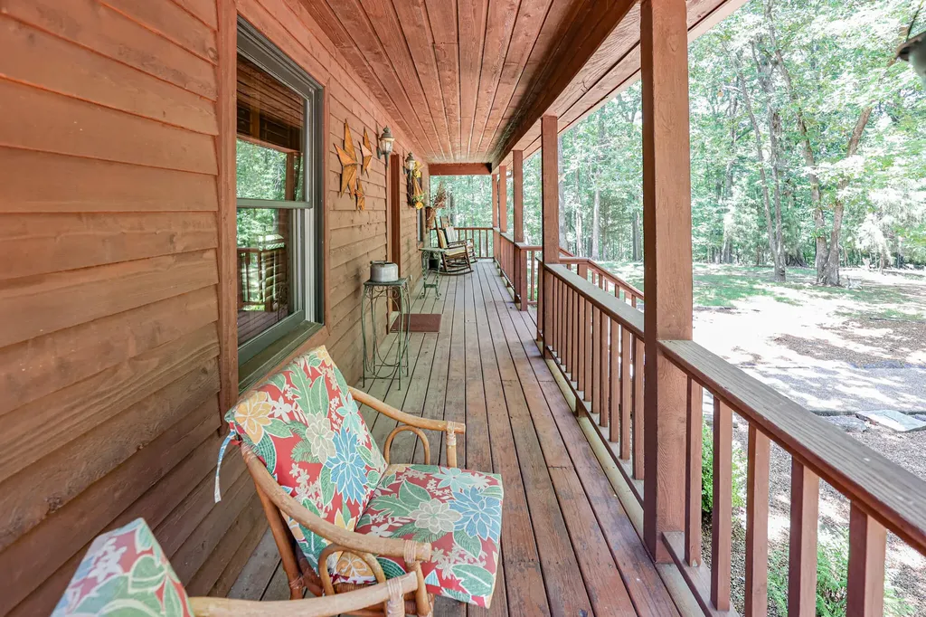 3517 Barge Island Road Benton KY 42025