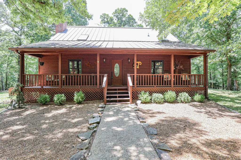 3517 Barge Island Road Benton KY 42025