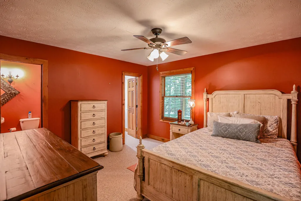 3517 Barge Island Road Benton KY 42025