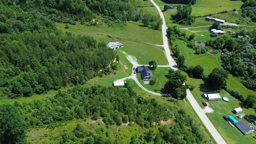 6270 Ky-1809 Barbourville KY 40906