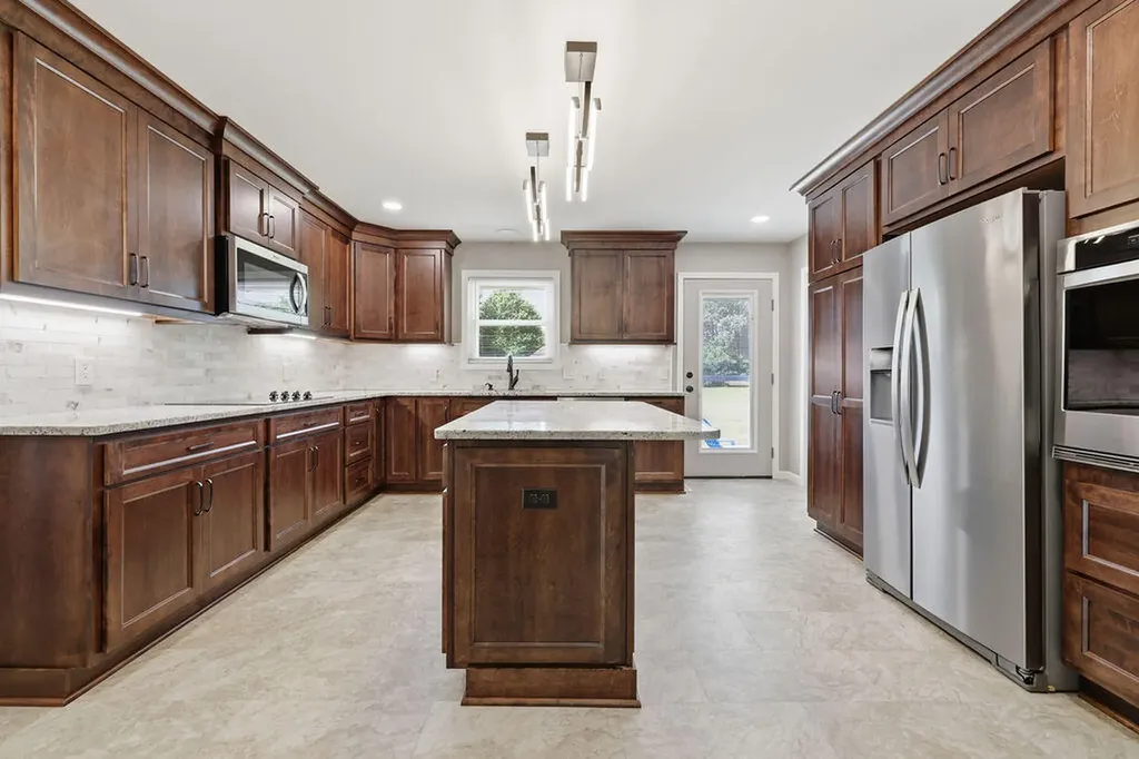87 Mcdougal Road Murray KY 42071