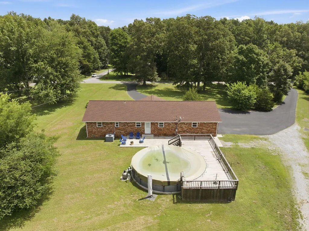 87 Mcdougal Road Murray KY 42071