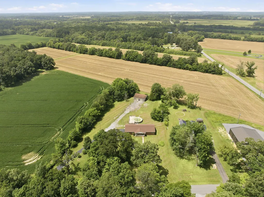 87 Mcdougal Road Murray KY 42071