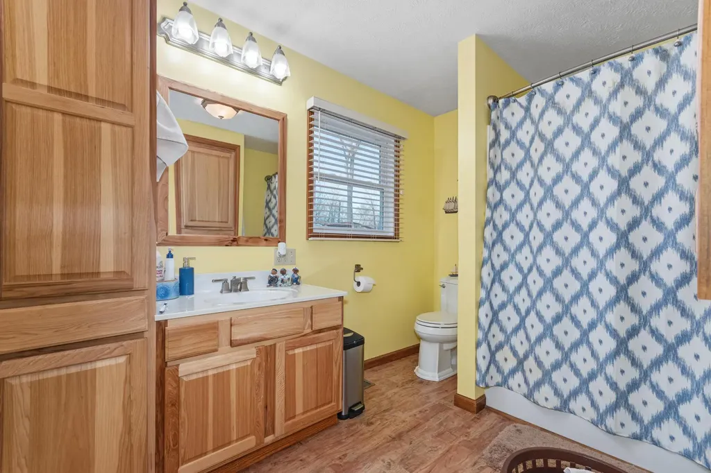 1231 Rockcastle Lakeshore Drive Cadiz KY 42211