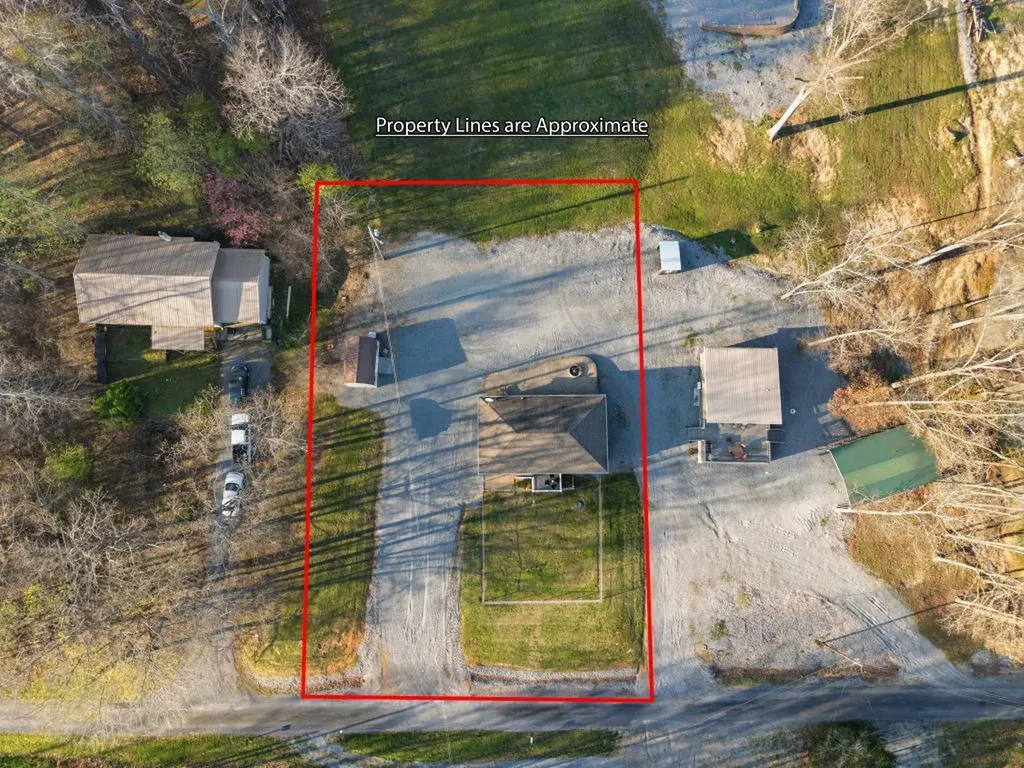 1231 Rockcastle Lakeshore Drive Cadiz KY 42211