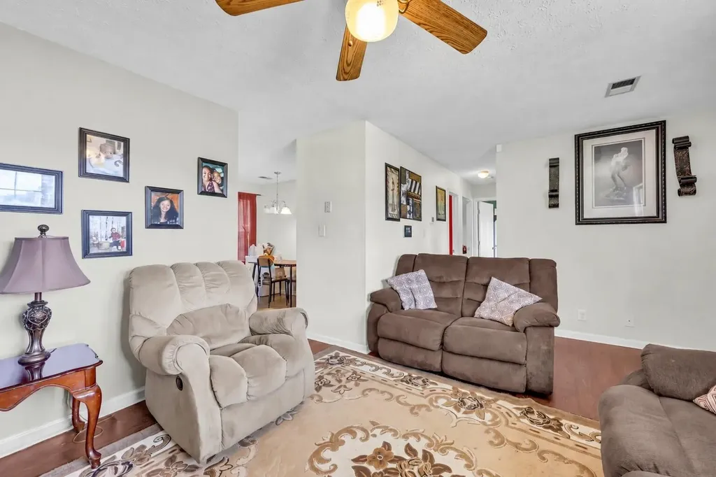 1645 Hannibal Drive Oak Grove KY 42262