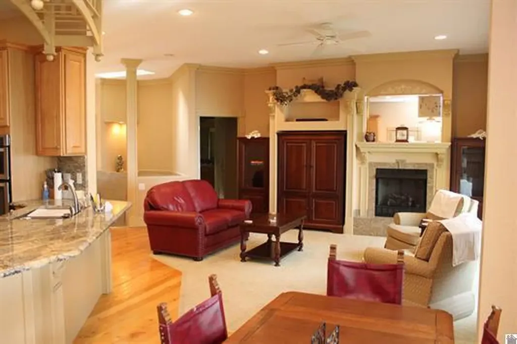 138 Elizabeth Drive Eddyville KY 42038
