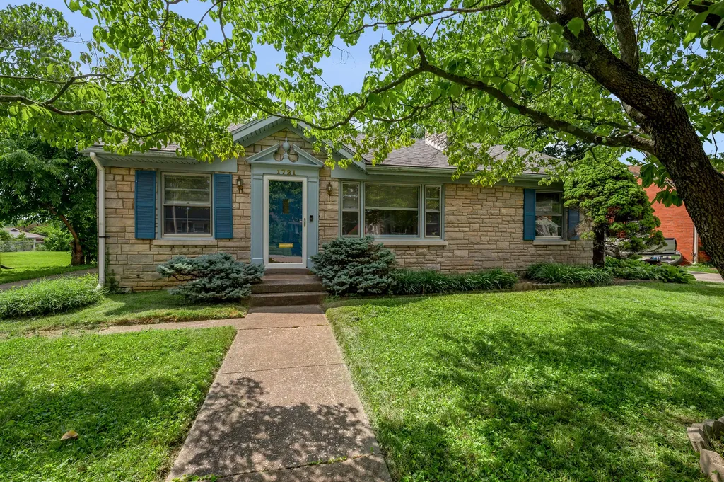 1721 Yorktown Road Lexington KY 40504