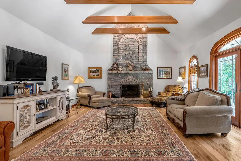 3656 Winding Wood Lane Lexington KY 40515