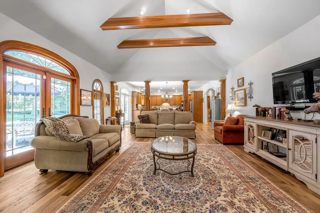 3656 Winding Wood Lane Lexington KY 40515