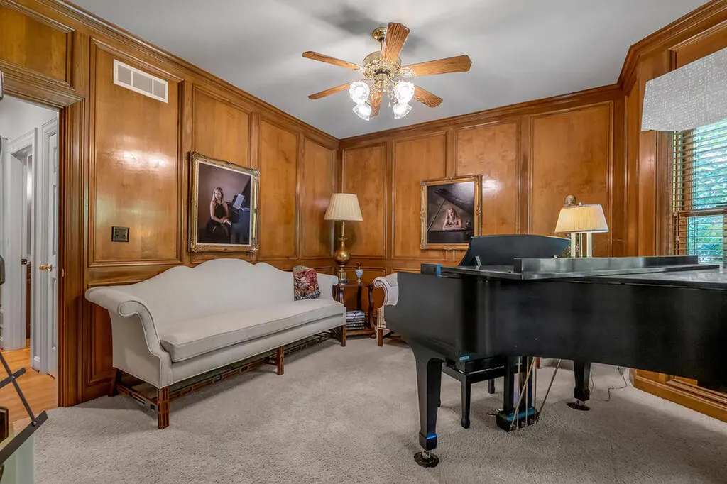 3656 Winding Wood Lane Lexington KY 40515