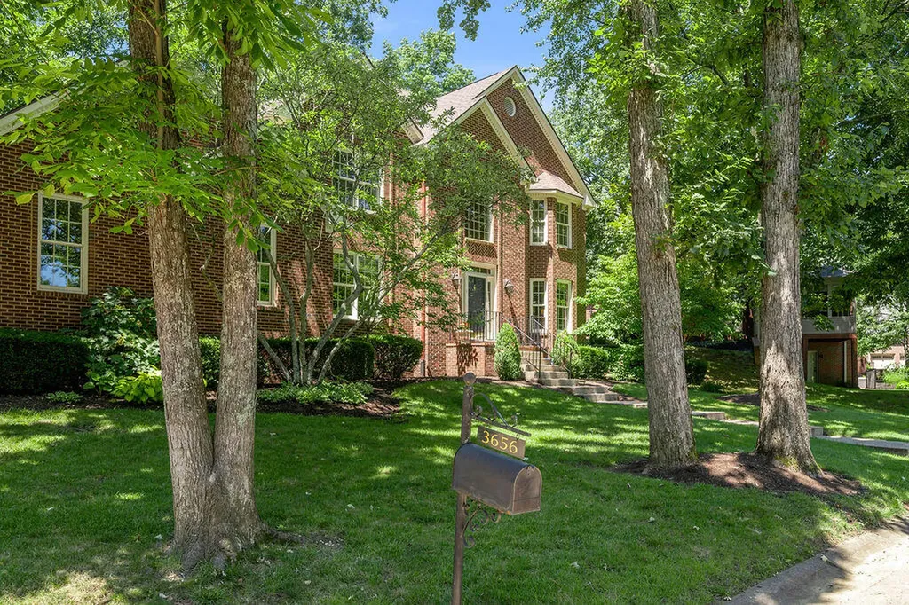 3656 Winding Wood Lane Lexington KY 40515