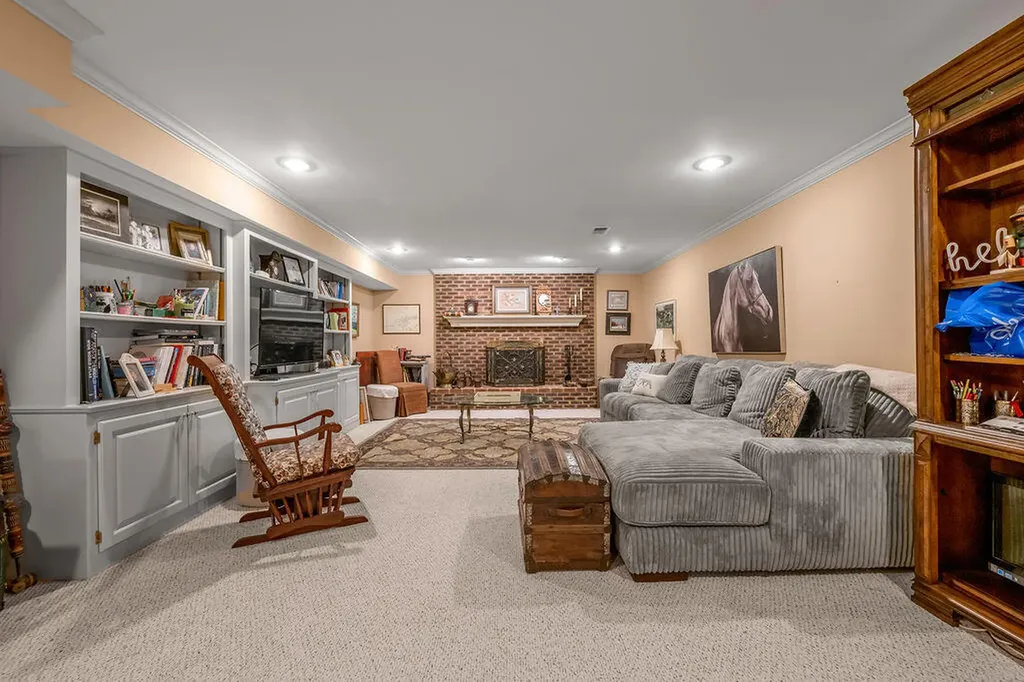 3656 Winding Wood Lane Lexington KY 40515