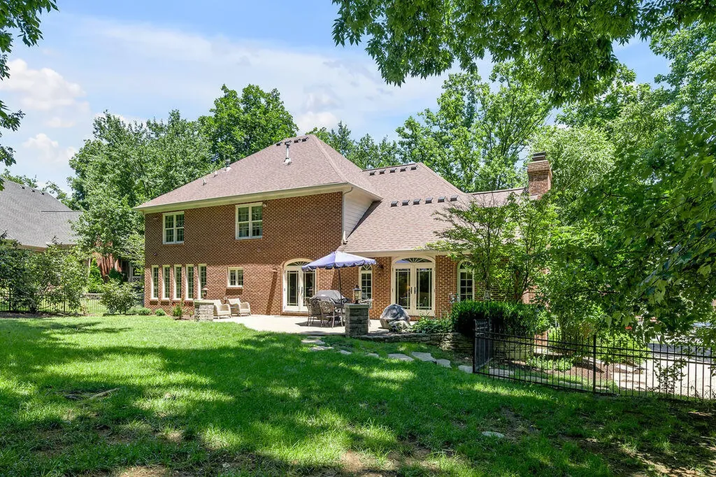 3656 Winding Wood Lane Lexington KY 40515