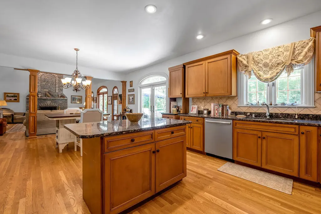 3656 Winding Wood Lane Lexington KY 40515
