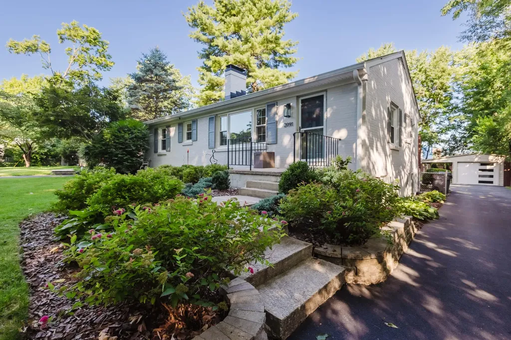 2091 Spring Grove Avenue Lexington KY 40503