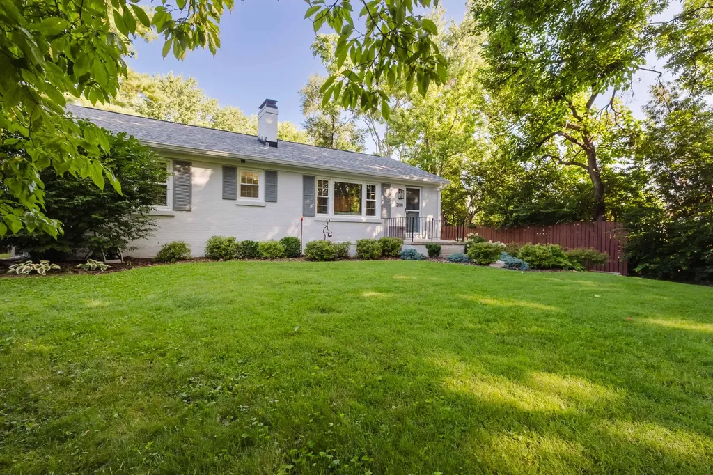 2091 Spring Grove Avenue Lexington KY 40503