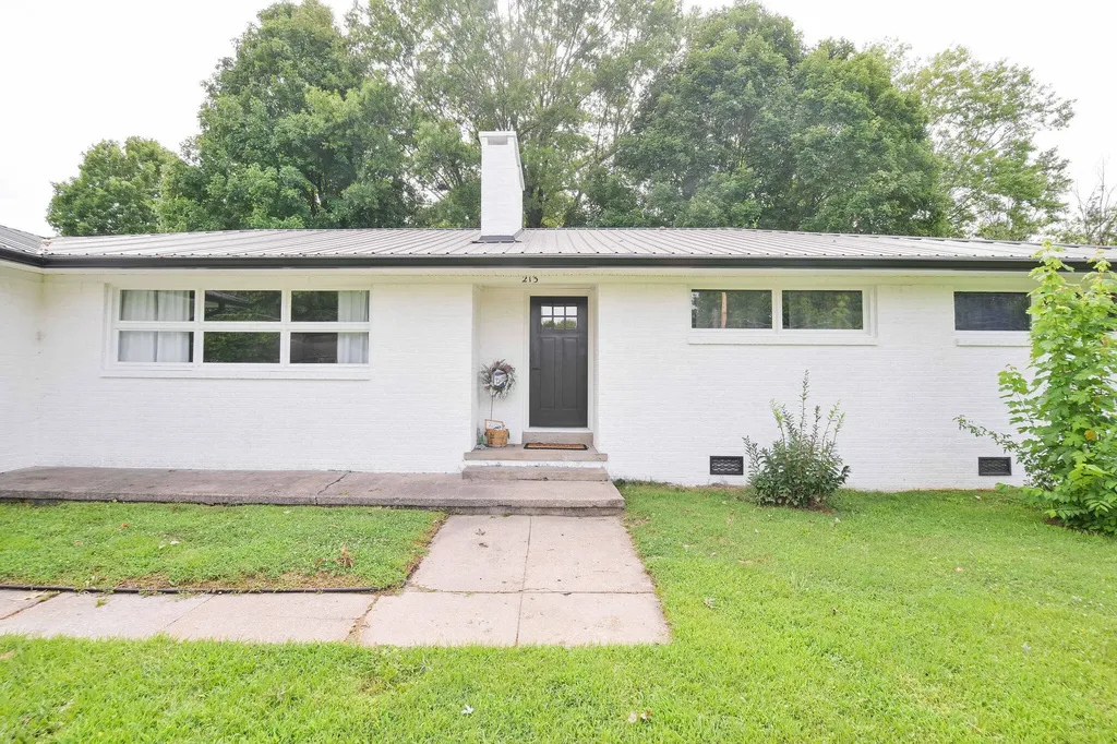 213 Fairlane Drive Mayfield KY 42066