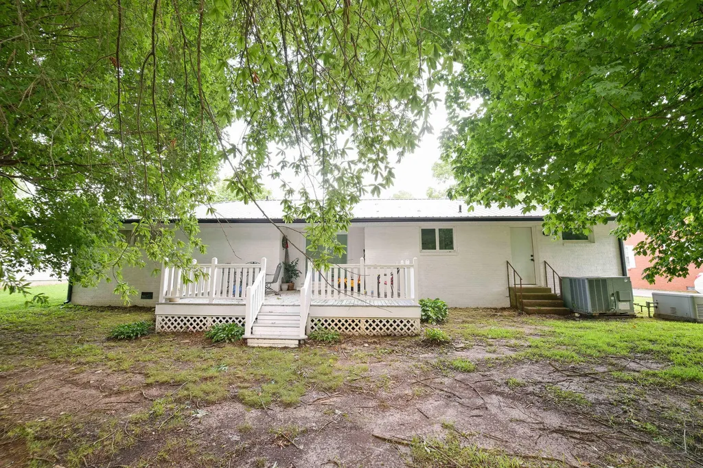 213 Fairlane Drive Mayfield KY 42066