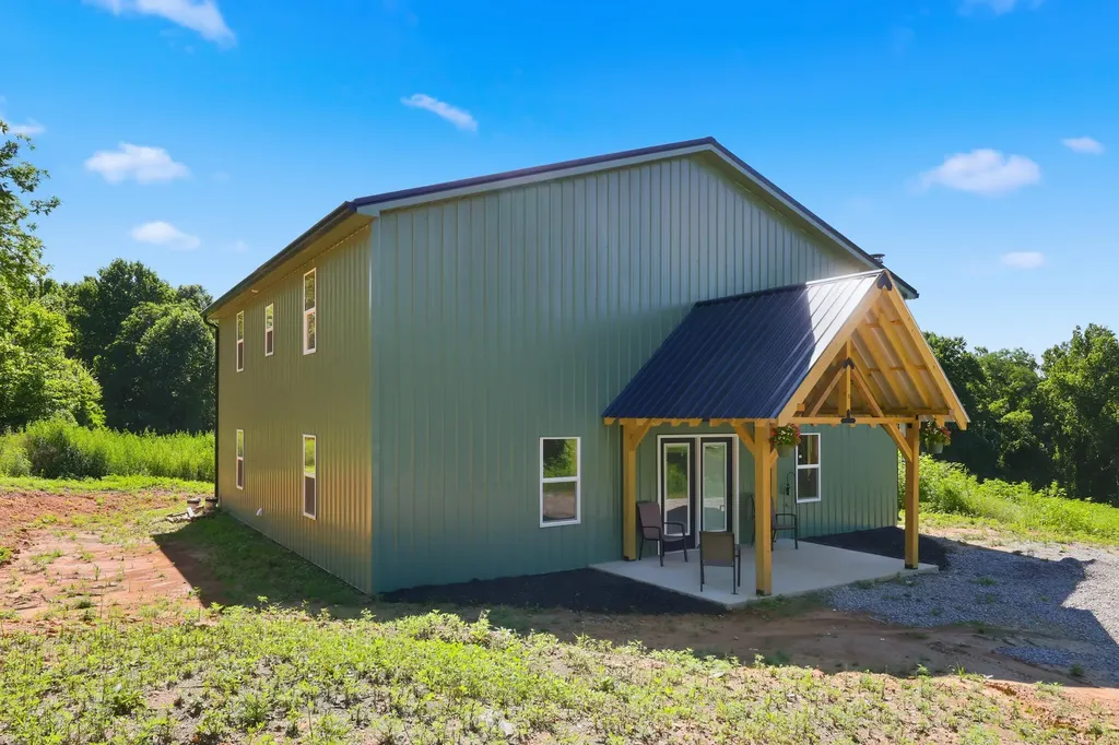1846 Cream Ridge Road Junction City KY 40440