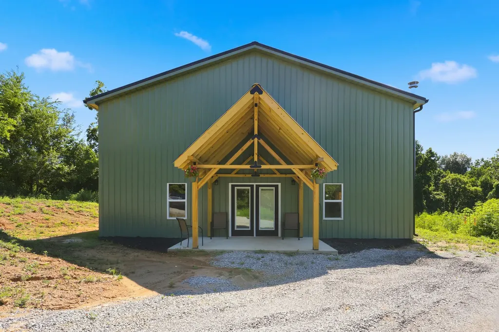 1846 Cream Ridge Road Junction City KY 40440