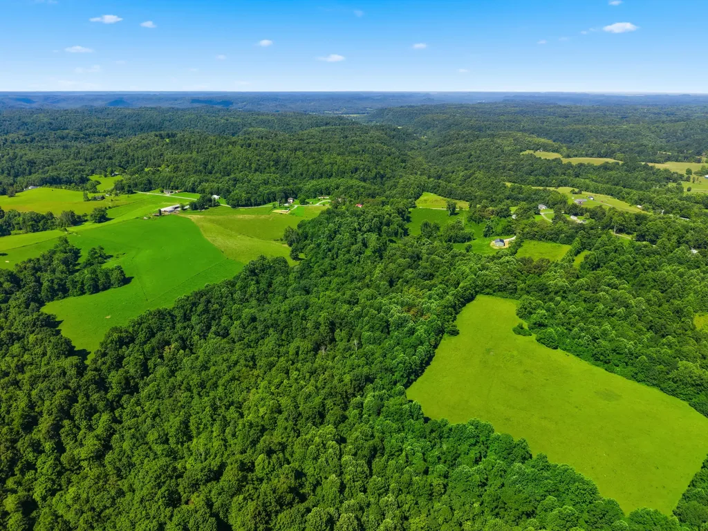 1846 Cream Ridge Road Junction City KY 40440
