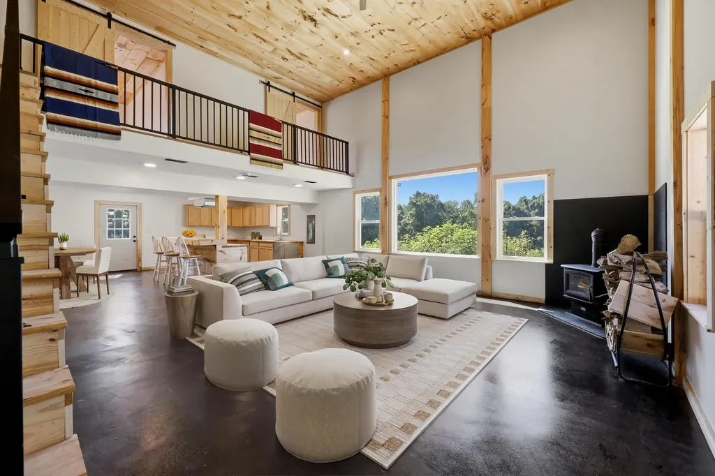 1846 Cream Ridge Road Junction City KY 40440