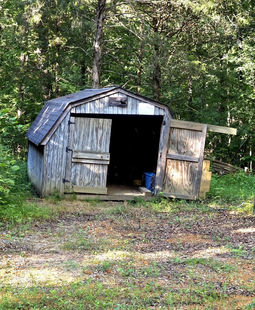 521 Cedar Knob Road Benton KY 42025