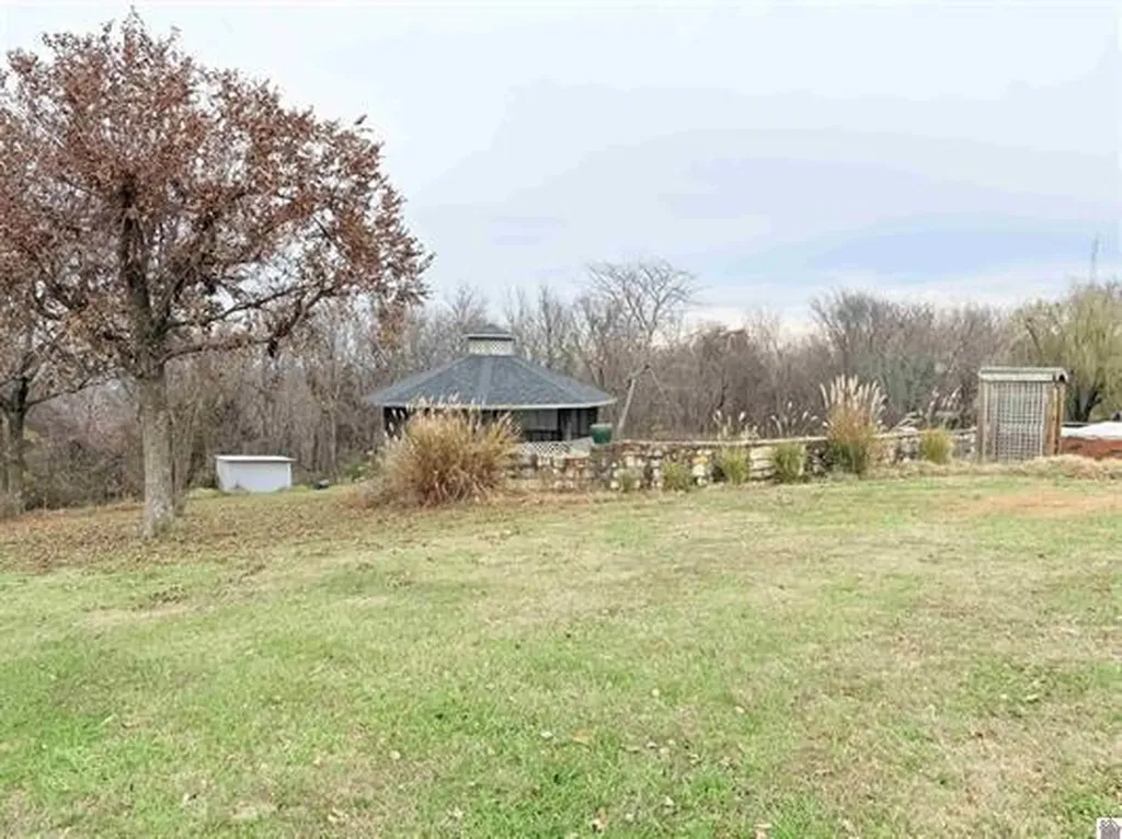 109 Briarwood Drive Marion KY 42064