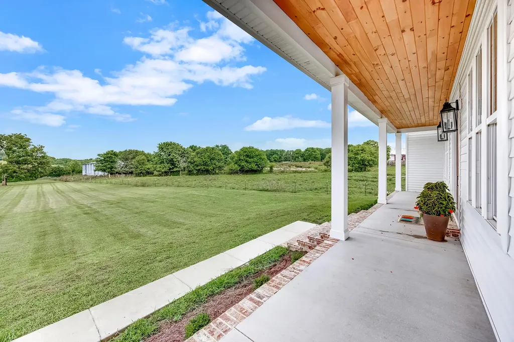 1170 Dry Fork Road Danville KY 40422