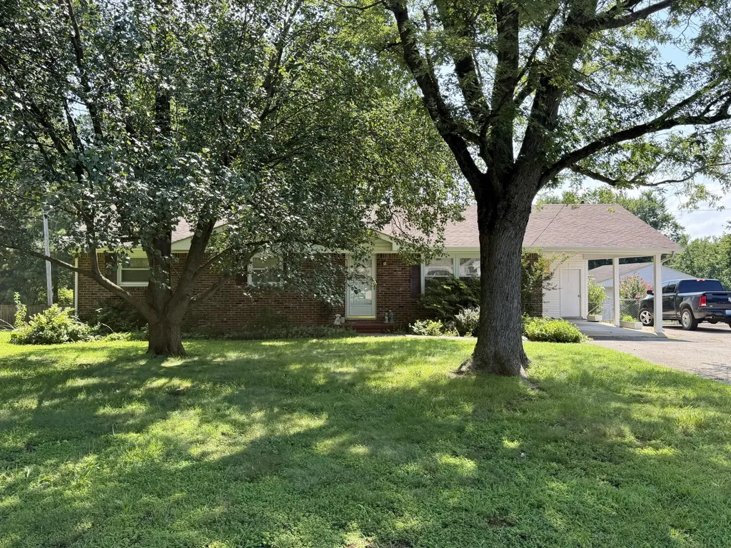 5830 Merrydale Drive Paducah KY 42003