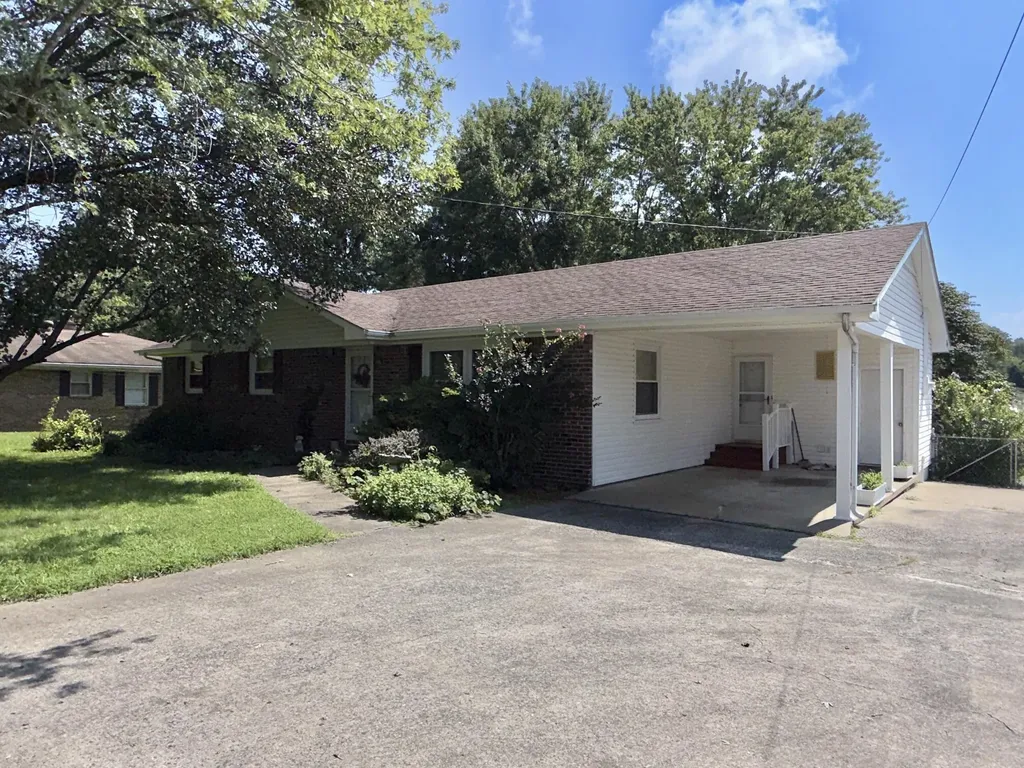 5830 Merrydale Drive Paducah KY 42003