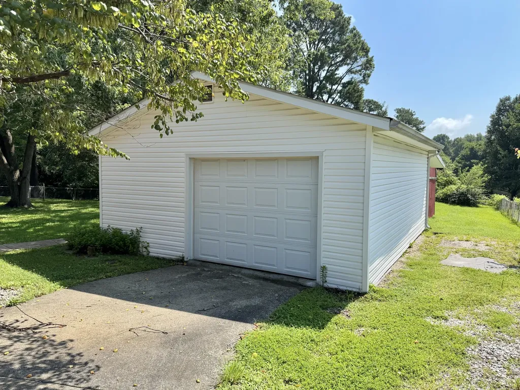 5830 Merrydale Drive Paducah KY 42003
