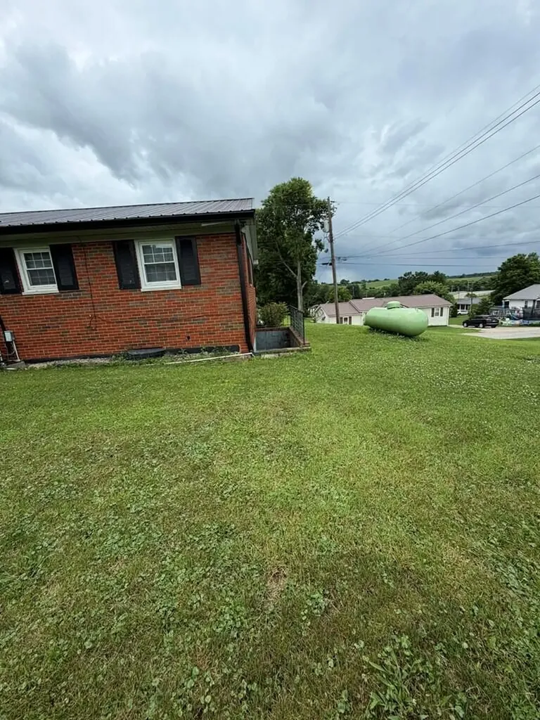 111 Highland Avenue Flemingsburg KY 41041