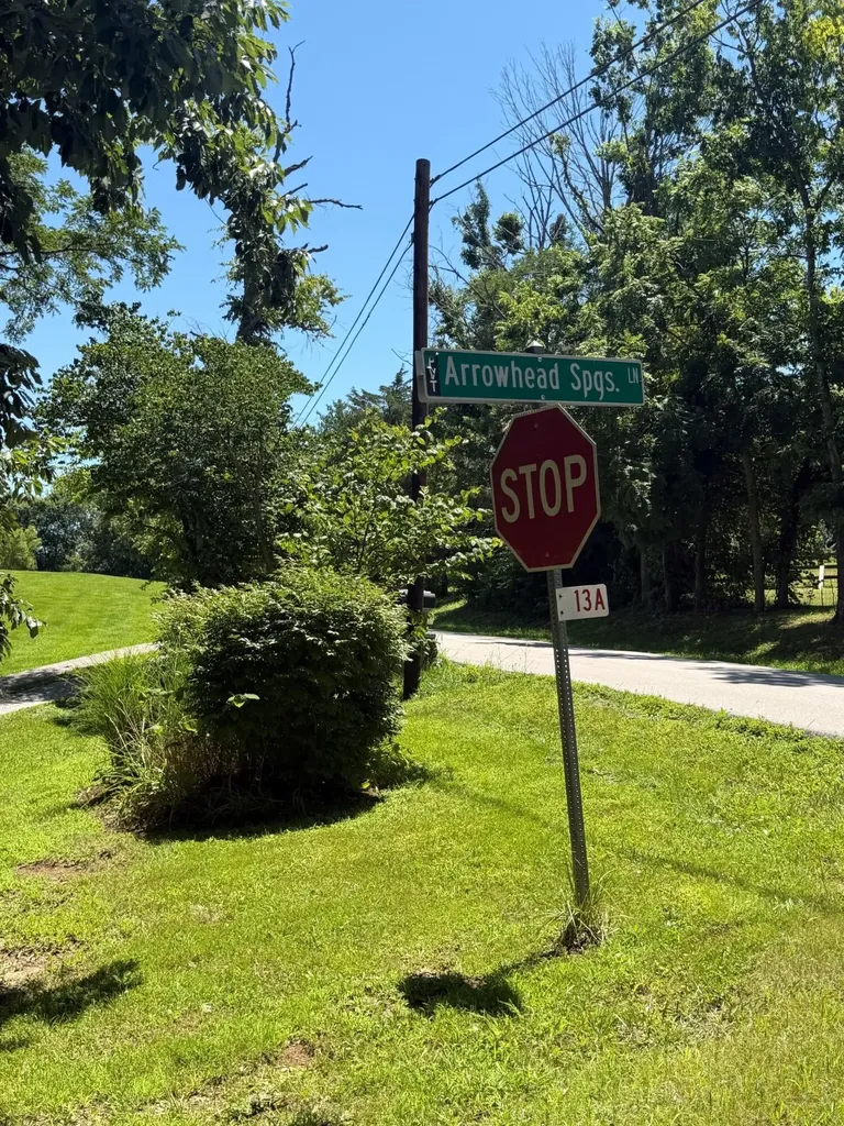 405 Arrowhead Springs Lane Versailles KY 40383