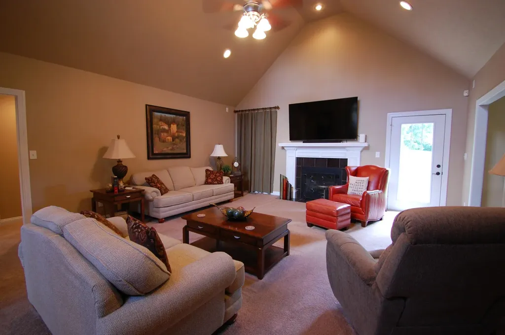 4 White Pine Place Paducah KY 42003