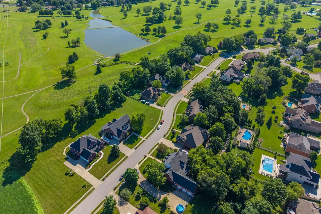 337 Hawthorne Drive Nicholasville KY 40356