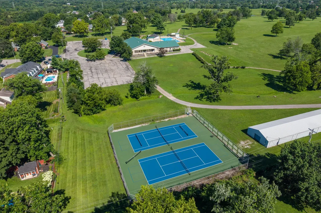 337 Hawthorne Drive Nicholasville KY 40356