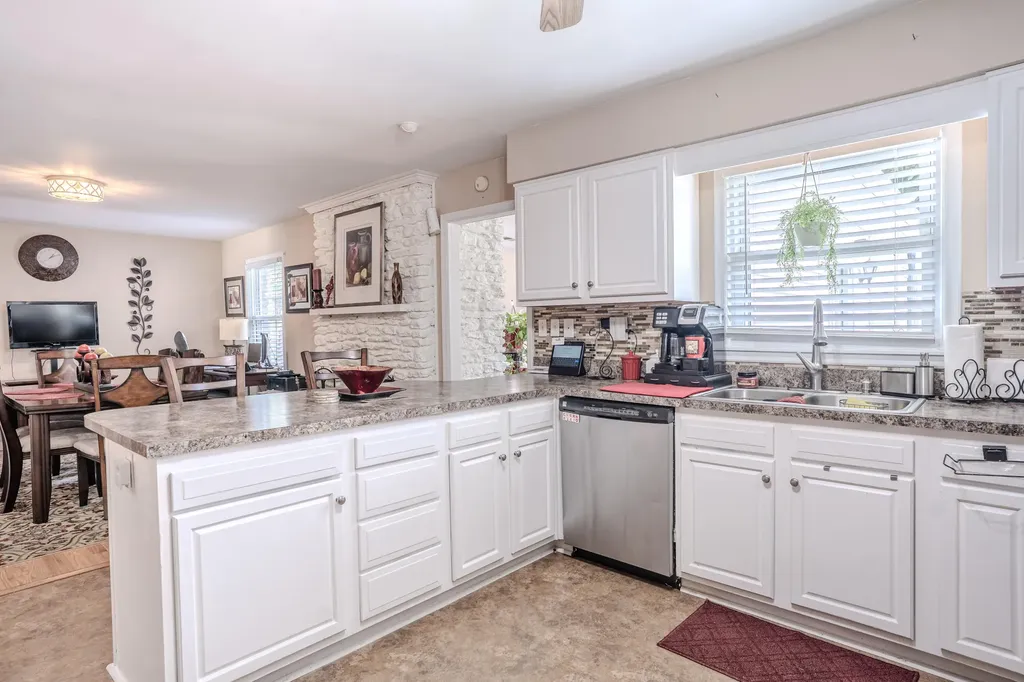 237 Hawthorne Drive Frankfort KY 40601