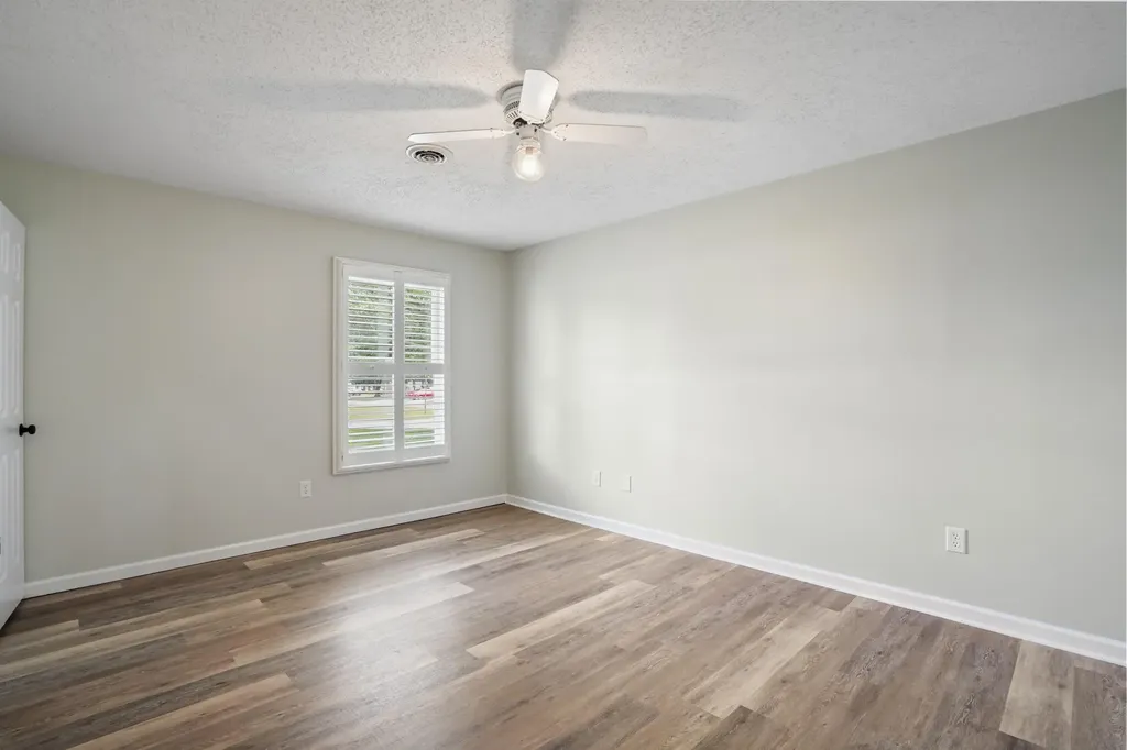 393 Summer Hill Drive Somerset KY 42503