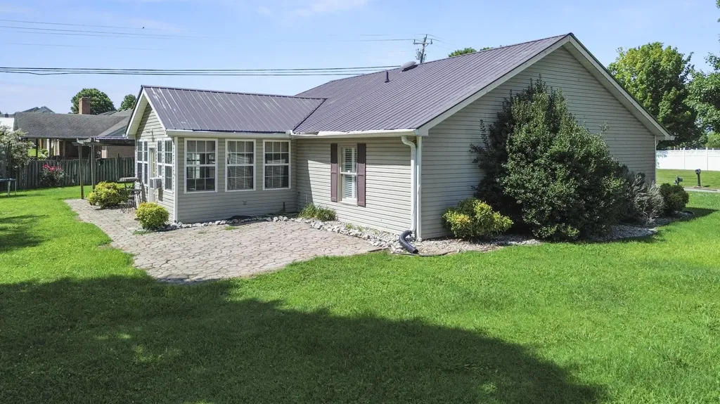 393 Summer Hill Drive Somerset KY 42503